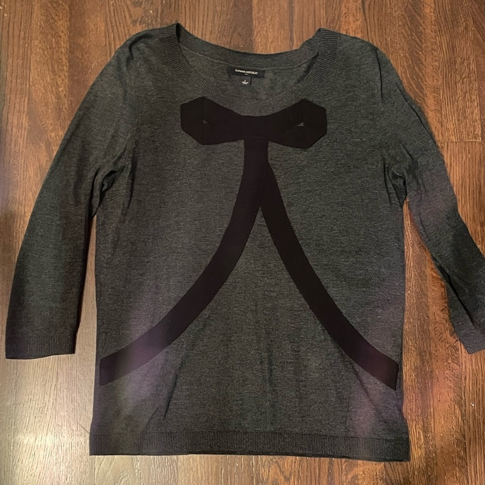 Banana Republic Grey Black Bow Sweater Size Large